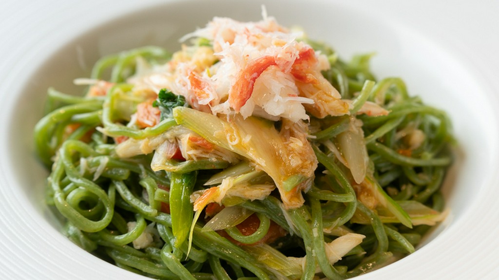 四季折々の食材に真摯に向き合い、素材の持ち味が輝く皿を紡ぐ