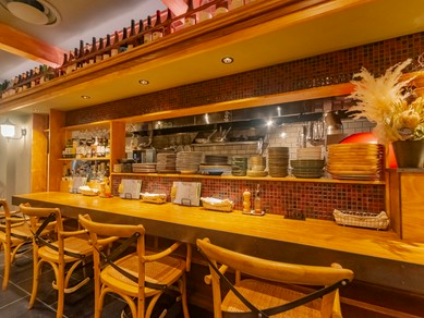 カウンター席がある