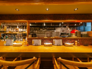 温かみのある空間で、肩ひじ張らずに楽しむ本格イタリアン