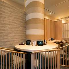 カウンター席でお一人様も。一人の時間を満たしてくれる