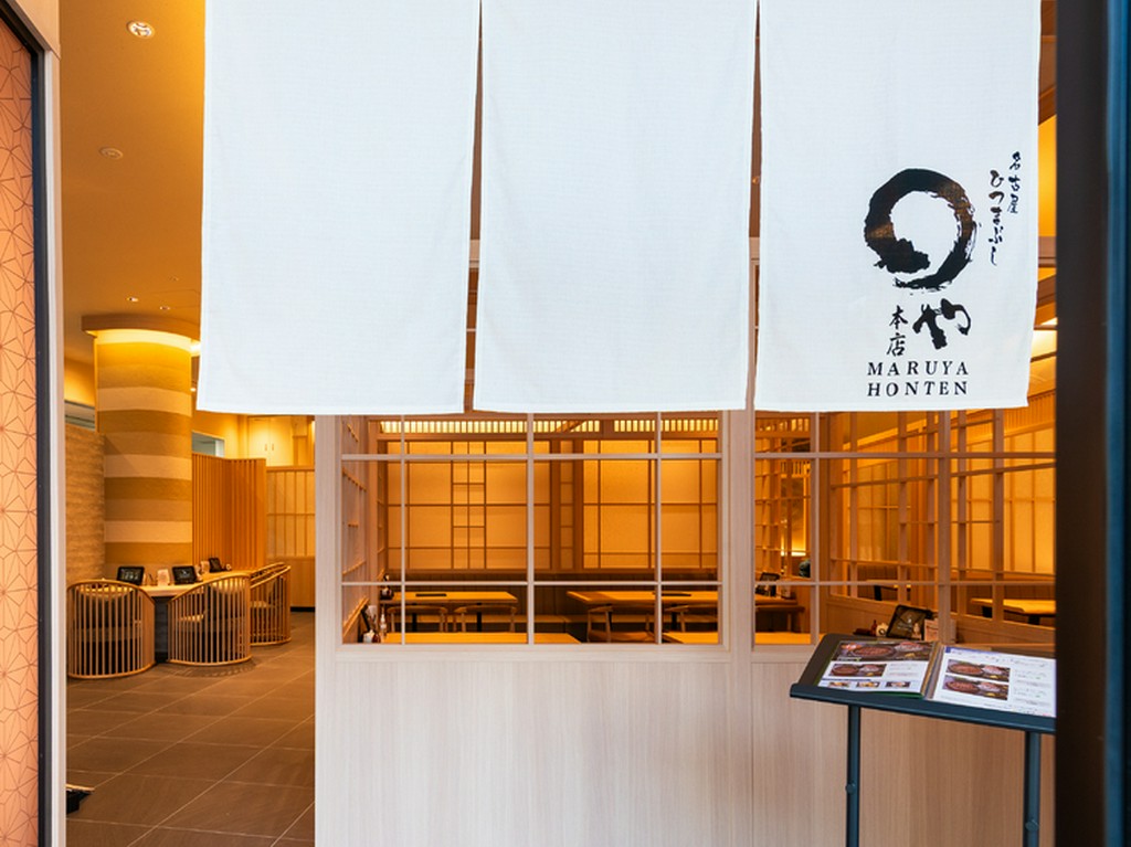 店舗入り口