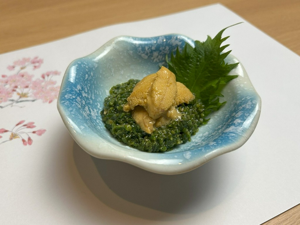 うにおくら