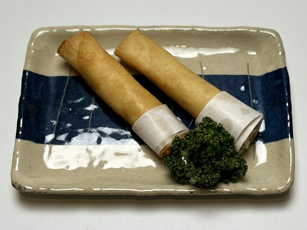 灼熱のかにクリーム揚げ春巻き