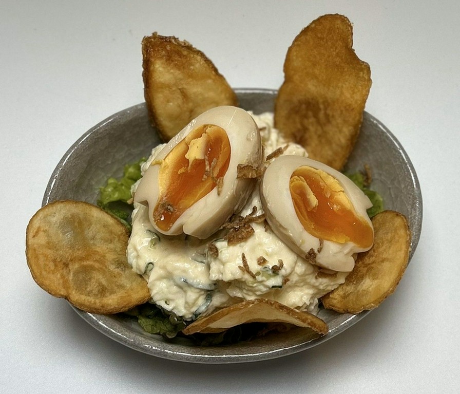 Yoinoma特製　ポテトサラダ（自家製味玉付）
