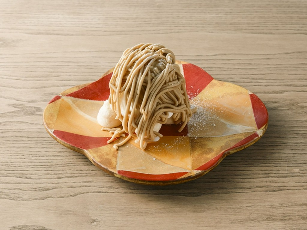 香り立つモンブランと軽い口どけが魅力『搾りたてモンブラン牛乳ジェラート』