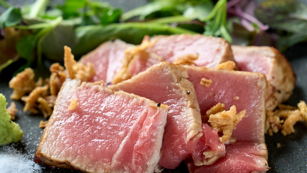 厳選本まぐろ、A5ランク近江牛、旬の山海の幸を一軒で満喫