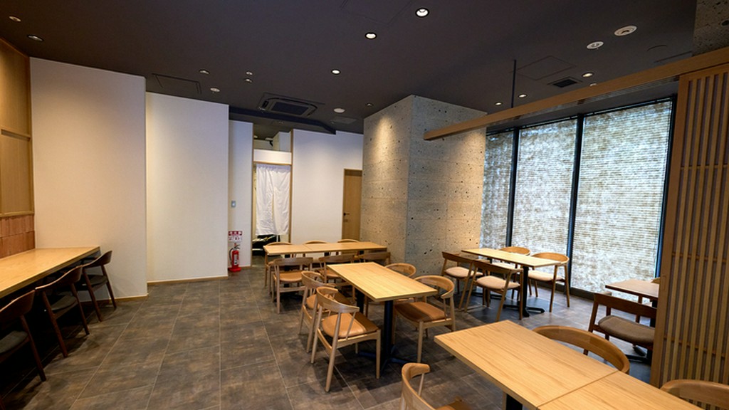 多彩な本格和食を落ち着いた和モダン空間で楽しめる