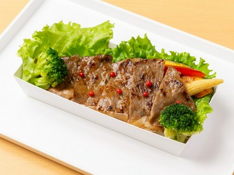 肉好き必見！満足の逸品『肉盛弁当』