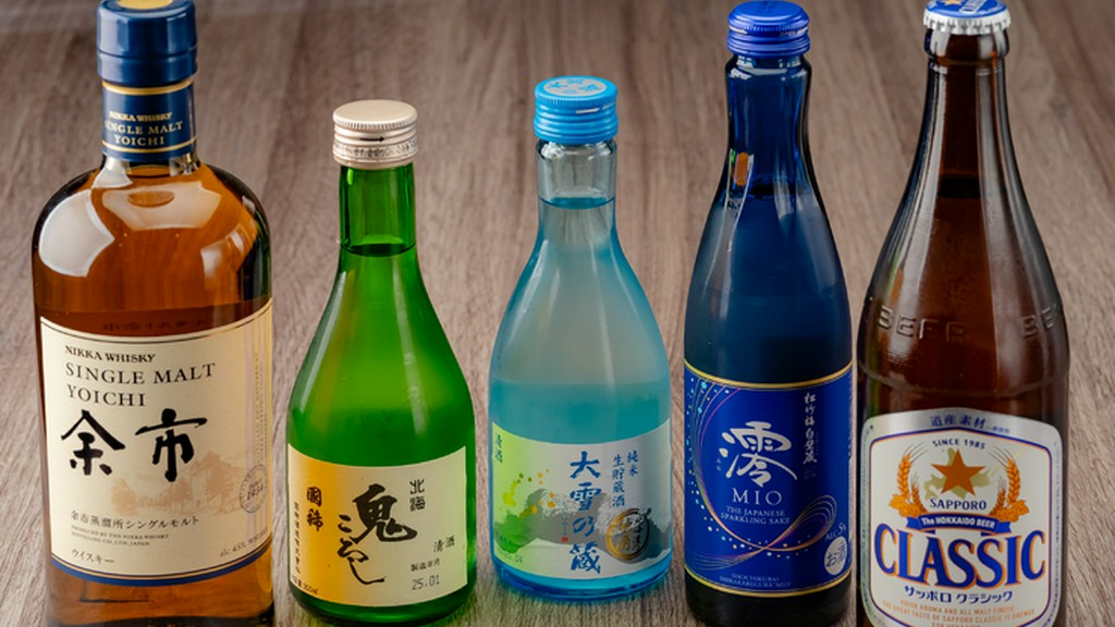 北海道産日本酒をはじめ、うにと楽しみたいお酒も多数