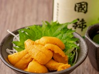 厳選うにをそのまま楽しむ『うに刺し』