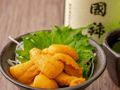 厳選うにをそのまま楽しむ『うに刺し』