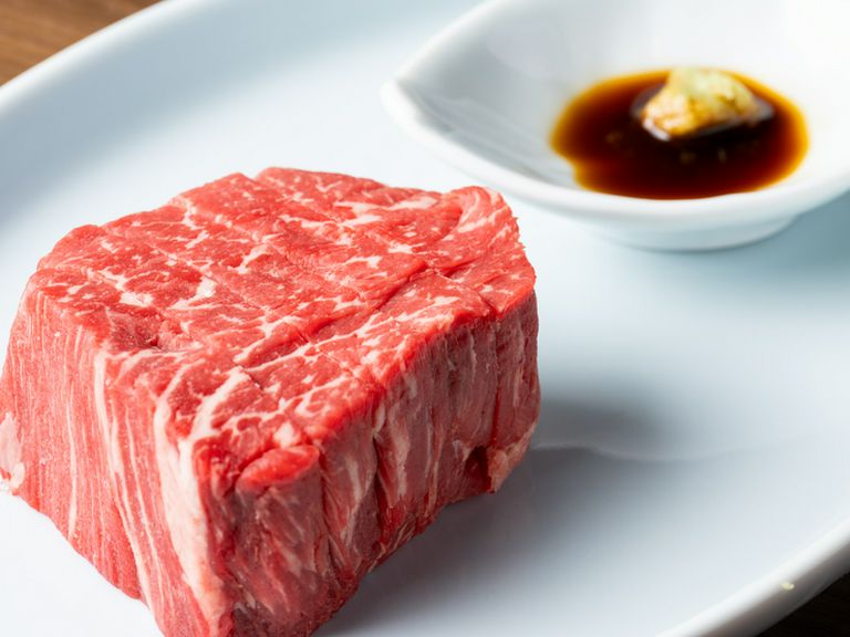 リーズナブルな価格で提供。一度食べたら忘れられない最上級の味『シャトーブリアン120g』