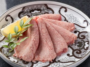 すべて店内で手切りし、新鮮なまま提供『上タン塩』