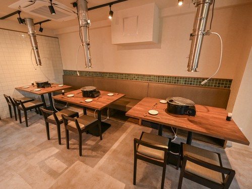 2階は幅広いシーンに活躍のオープンタイプ席