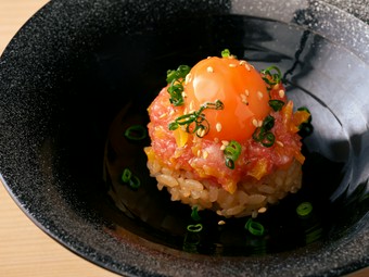 ツマミのおいしさにもうっとり！食材も趣向も贅沢な『逸品』