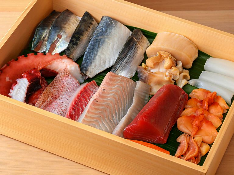 旬の高級魚介が充実!日替わりのネタで繰り出す『握り&巻物』