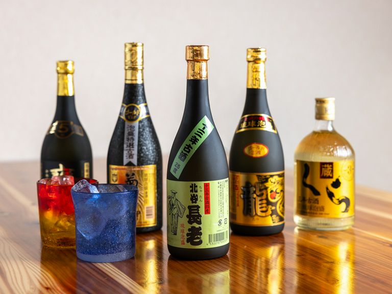 泡盛からクラフトビールまで。よりどりみどりの『酒』