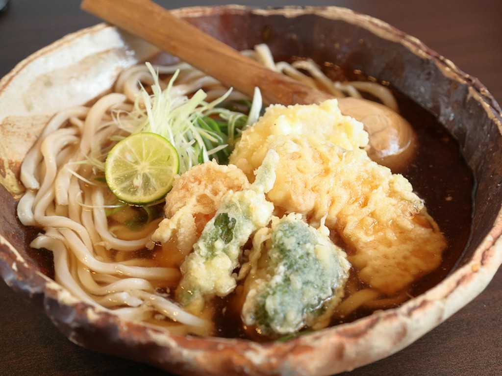 野菜天麩羅うどん