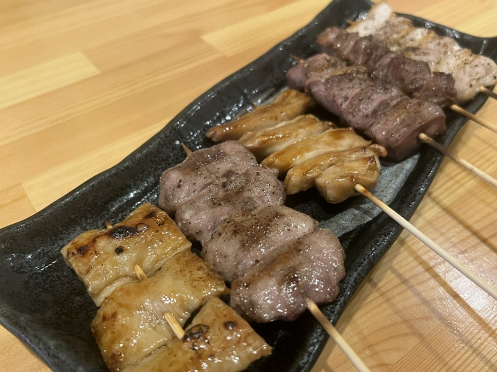 各部位をシンプルに楽しむ『豚串』