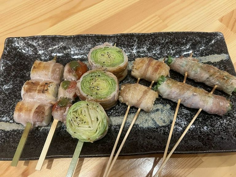 お肉も野菜もしっかり楽しむ『巻き串』