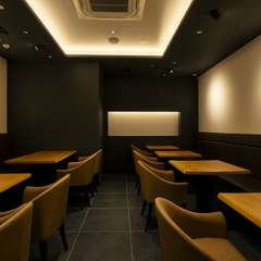 シーン問わず利用が可能。洗練された上質な空間で四季料理を