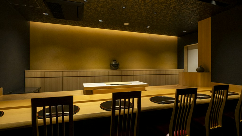 ゆったり贅沢な一時。大切な記念日にふさわしいコース料理