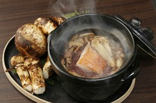 ■飲み放題付き■
鹿児島黒牛のシャトーブリアン･厚切り希少部位などを盛り込んだ牛の達人の最高級コース