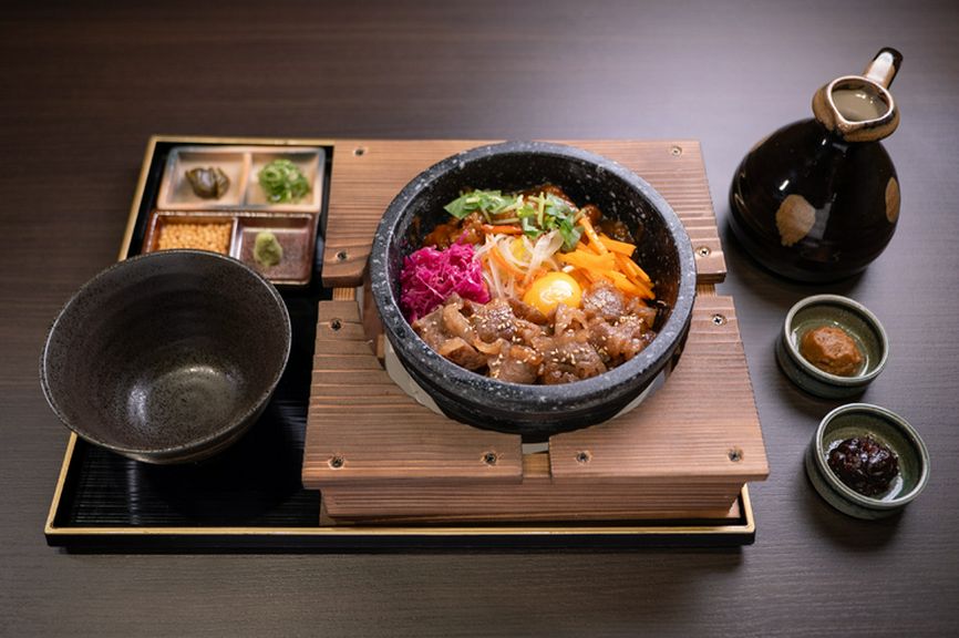 全て・鰹出汁・豆乳出汁・味変練り胡麻・味変味噌　付