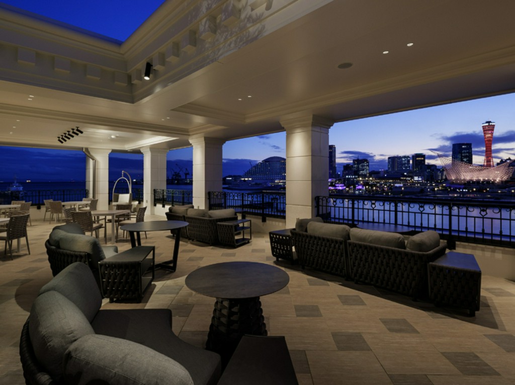 おいしい料理と美しい眺め、非日常の贅沢をみんなで楽しめる場