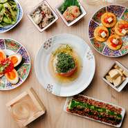 定番料理は勿論、ちょっと変わった逸品まで。お酒を引き立てる上質なおつまみをご用意しております。