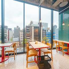 どの世代もほっとできる、笑顔あふれる食の空間