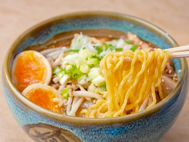 技と素材が響きあう、満足の調和『特製味噌ラーメン』