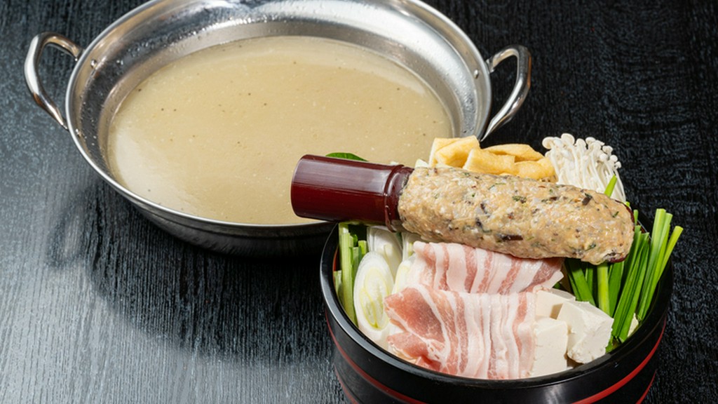 こだわりの“だし”と、季節の素材が織りなす渋味深い味わい『さっぱり塩炊き』