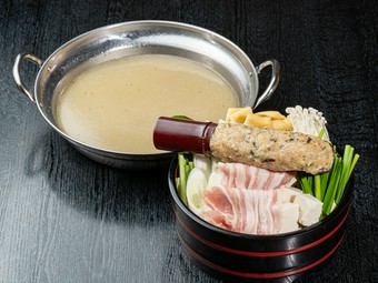 こだわりの“だし”と、季節の素材が織りなす渋味深い味わい『さっぱり塩炊き』