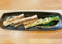 日本全国の四季折々に合わせたネギを仕入れ、ご提供いたします。
季節毎に違う、ネギの甘さや香りをお楽しみください！