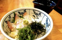 新鮮な海鮮食材を最後の〆にお茶漬けにして、ご提供いたします！1日の最後にちょっとした贅沢を堪能してみませんか？
最高な〆料理です。