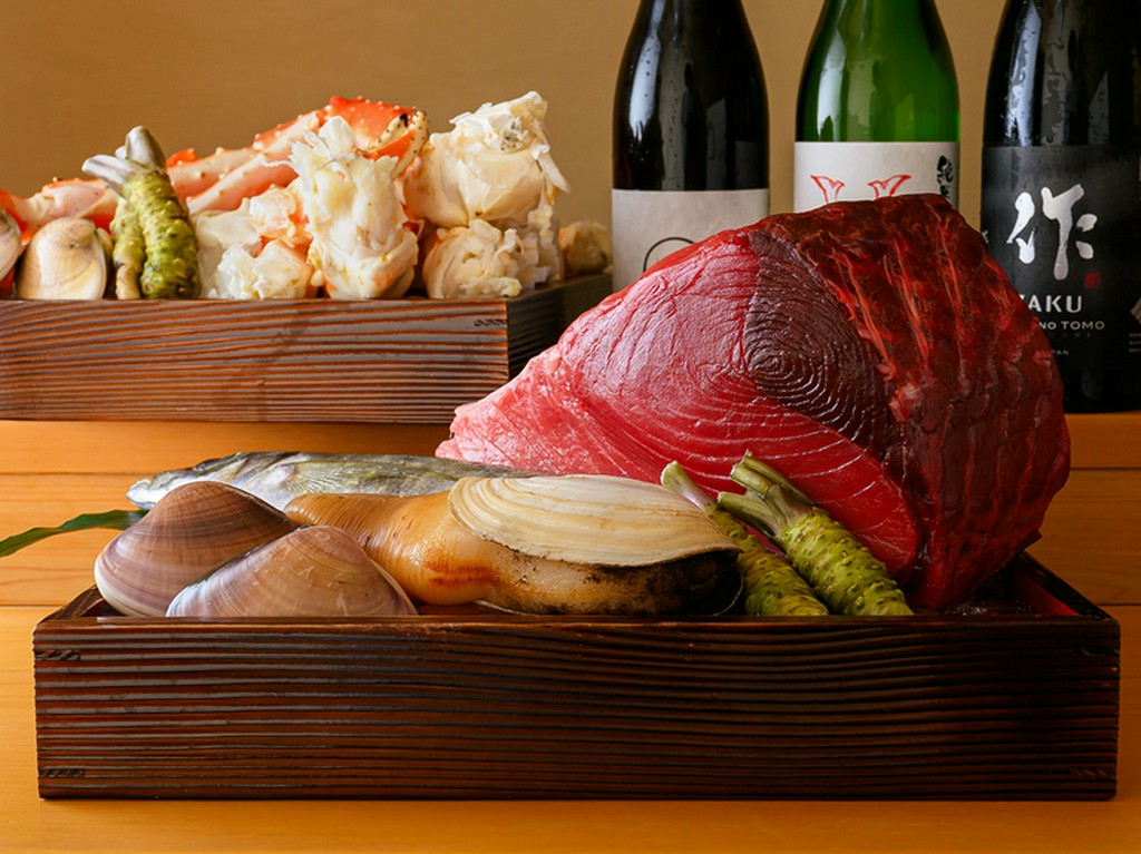 独自開発の製法で、江戸前鮨の本質を現代に蘇らせる