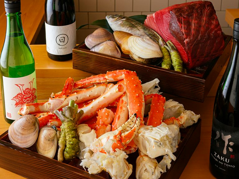 東京では入手困難な魚介類。独自ルートにより届く厳選素材