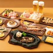 オススメ料理の数々に、飲み放題も付いたコース料理を用意。旬の素材もお酒もたっぷりと楽しめるコースは、いつもの飲みからイベント時にも活躍してくれます。