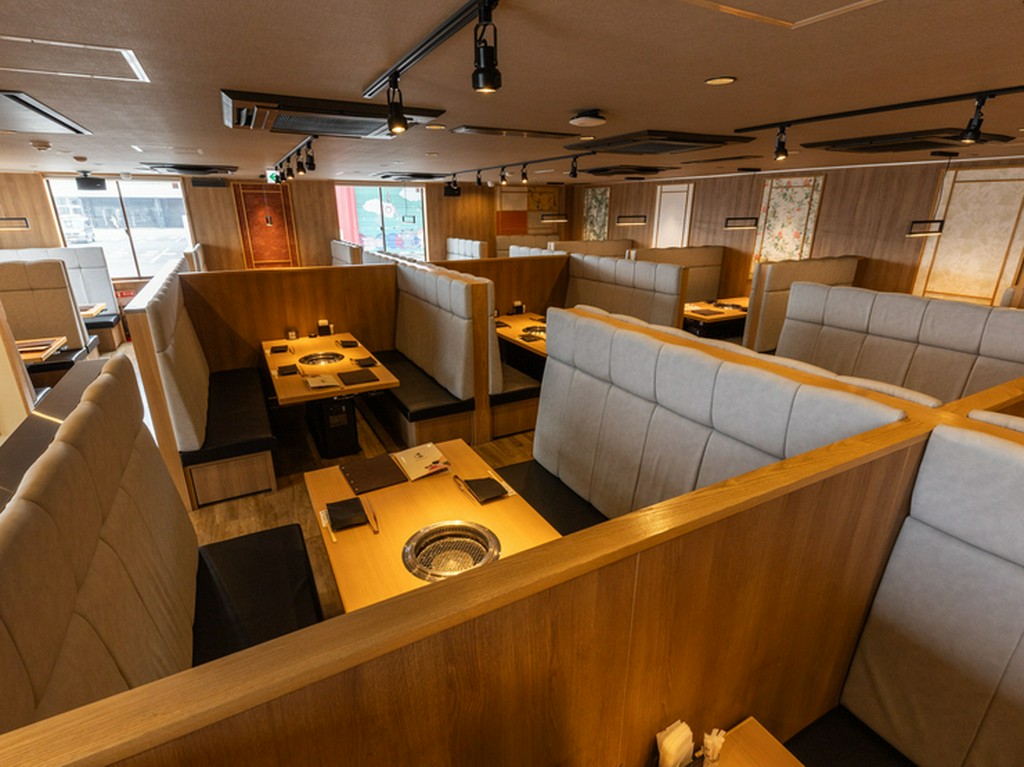 食にも空間にも満足。家族団欒にオススメな焼肉店