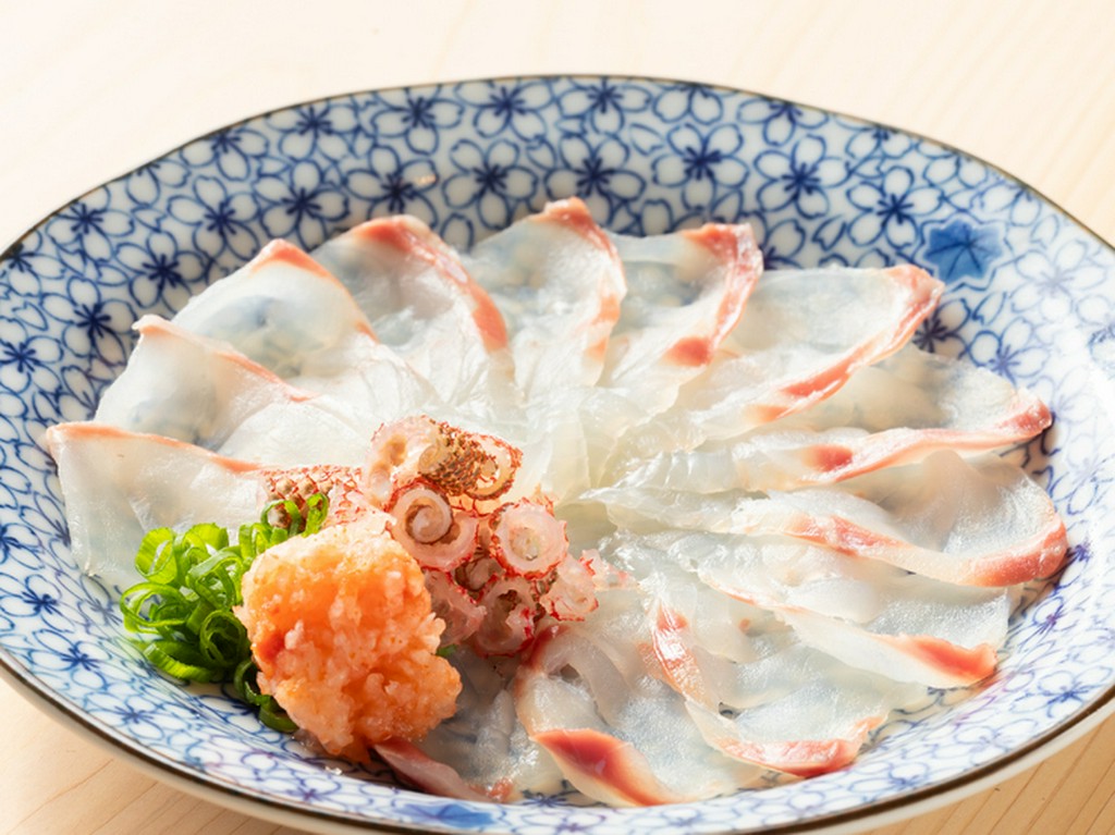 日本海と瀬戸内海、二つの海の恵みを丁寧な江戸前の仕事で届ける