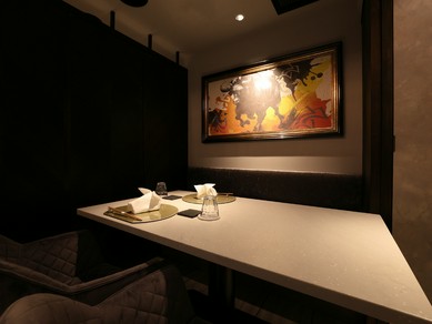 デザイナー監修の和モダンなアート空間