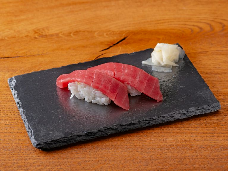 にぎり寿司　本マグロ 赤身　2貫