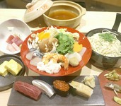 旬の魚介とお野菜を贅沢に味わえる、心も体も温まる冬限定コース。忘年会やご友人とのお食事にもぴったり