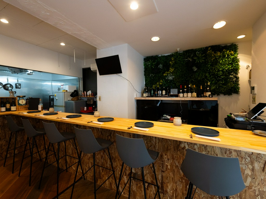 自分自身へのご褒美に。お一人様歓迎のカウンター席