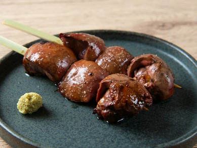 鮮度抜群の素材を絶妙な焼き加減で『レバー』