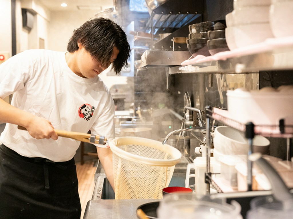 海外のお客様にも、うどん文化を快適にお楽しみいただきたい