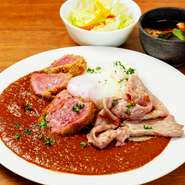 “とろける牛カツ”が自慢の牛カツ専門店【和牛かつバンザイ】。ランチや仕事帰りのサクッと楽しみたい方や、観光の合間の一休みまで。和牛と発酵の旨みが染みわたる“おいしい時間”を日常に提供してくれます。