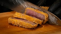 90g of premium Marushin Wagyu with rich flavor and tenderness.