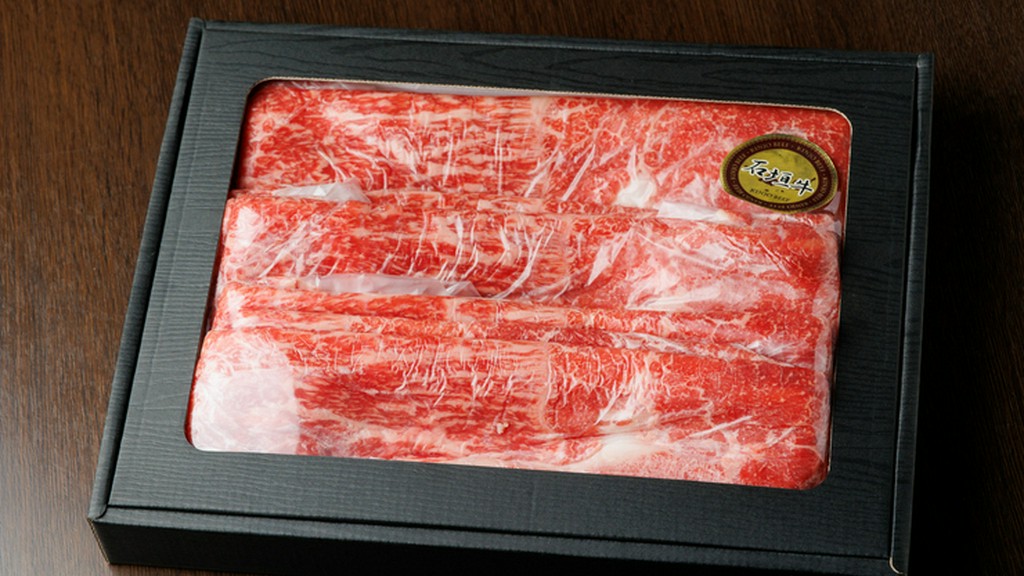 新鮮な肉を自宅で堪能！ブランド肉・加工品の販売コーナーあり